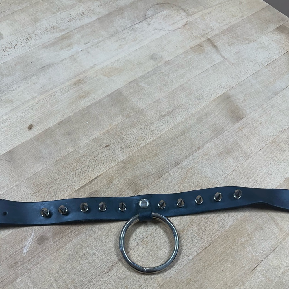 O-Ring Choker Collar with 10 spikes 19”